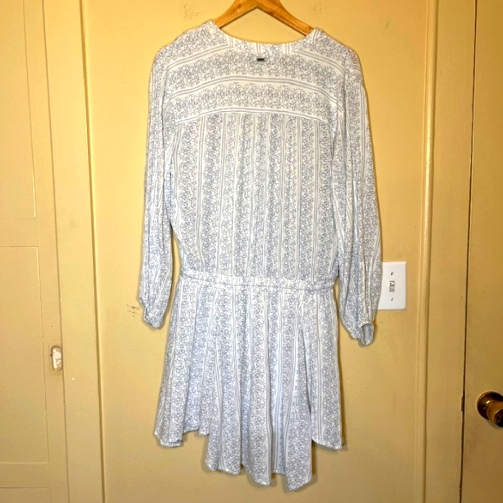 Tilly's White Floral Long Sleeve Dress - Picture 2 of 10